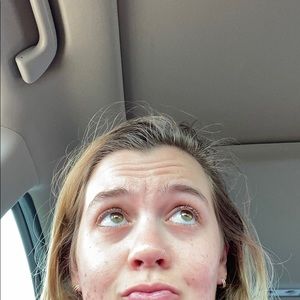 Meet your Posher, Zoe